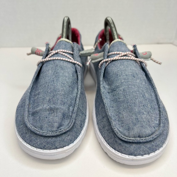 HEY DUDE WOMEN'S WENDY CHAMBRAY BRAID-INDIGO SHOES Sz 10 LIKE New No Box - Picture 4 of 16